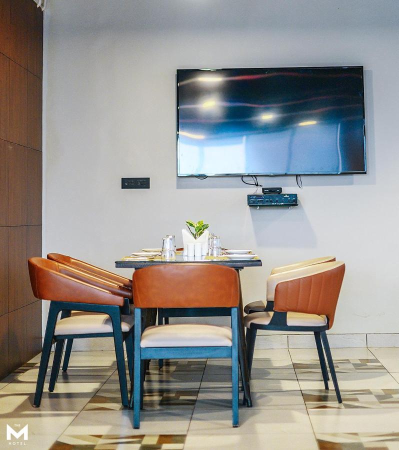 The M Hotel Райпур Экстерьер фото