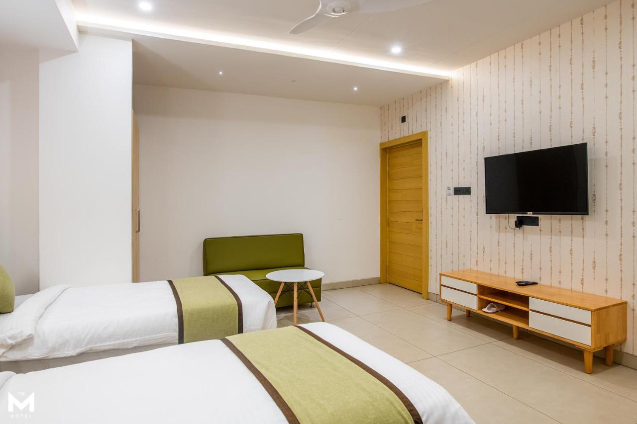 The M Hotel Райпур Экстерьер фото